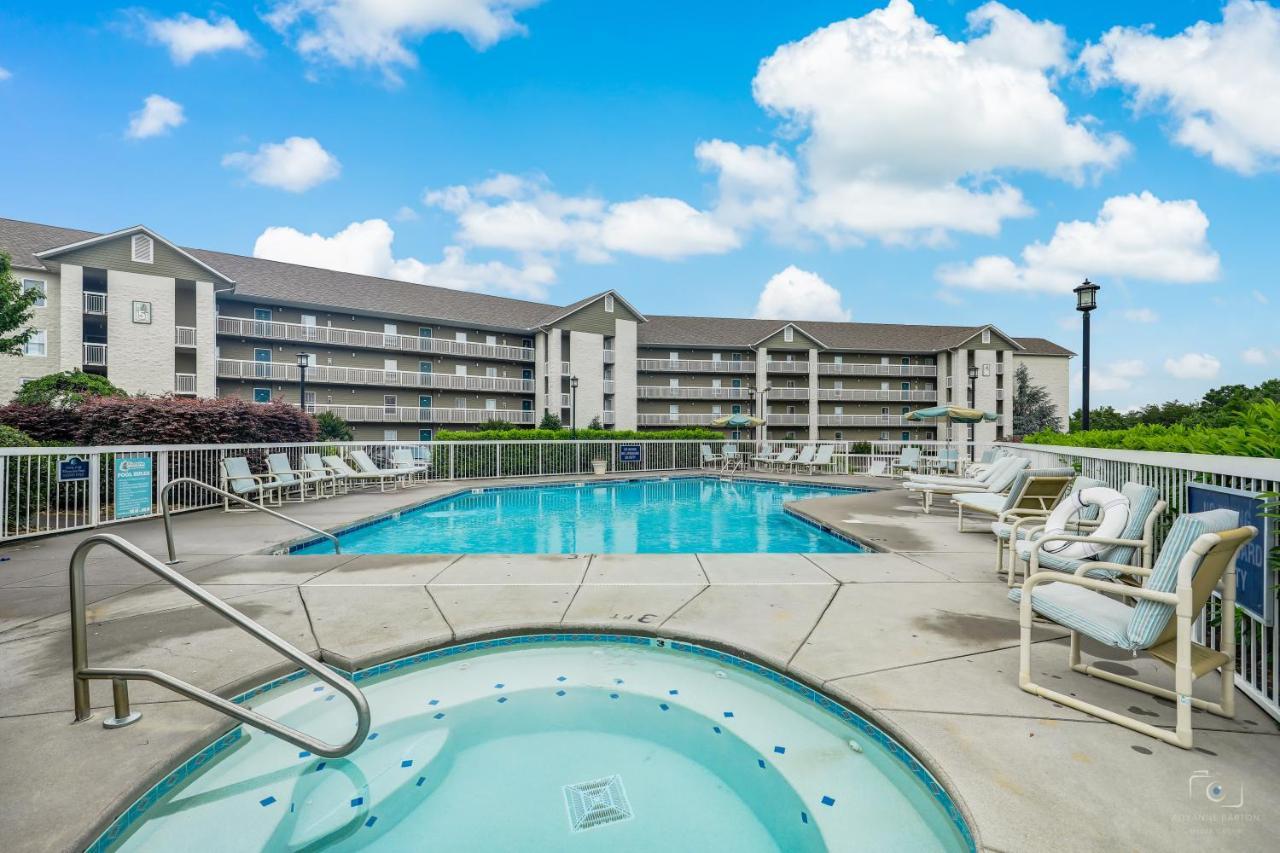 Livin It Up Whispering Pines 632 Apartment Пиджен Фордж Екстериор снимка